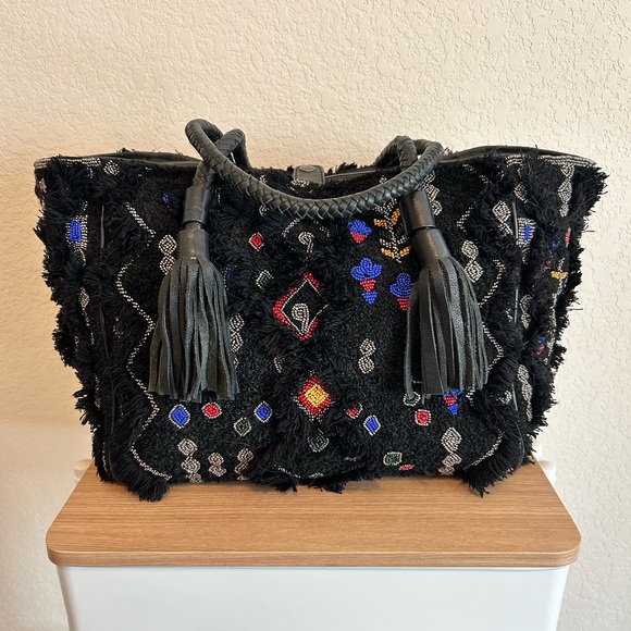 Anthropologie ibBan Jacktote Carpet Beaded Bag - Picture 2 of 10